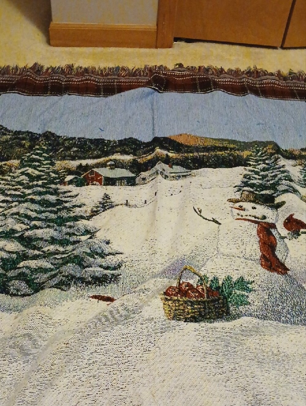 Holiday Winter Scene Decorative Throw Blanket - Green/White - Picture 6 of 6